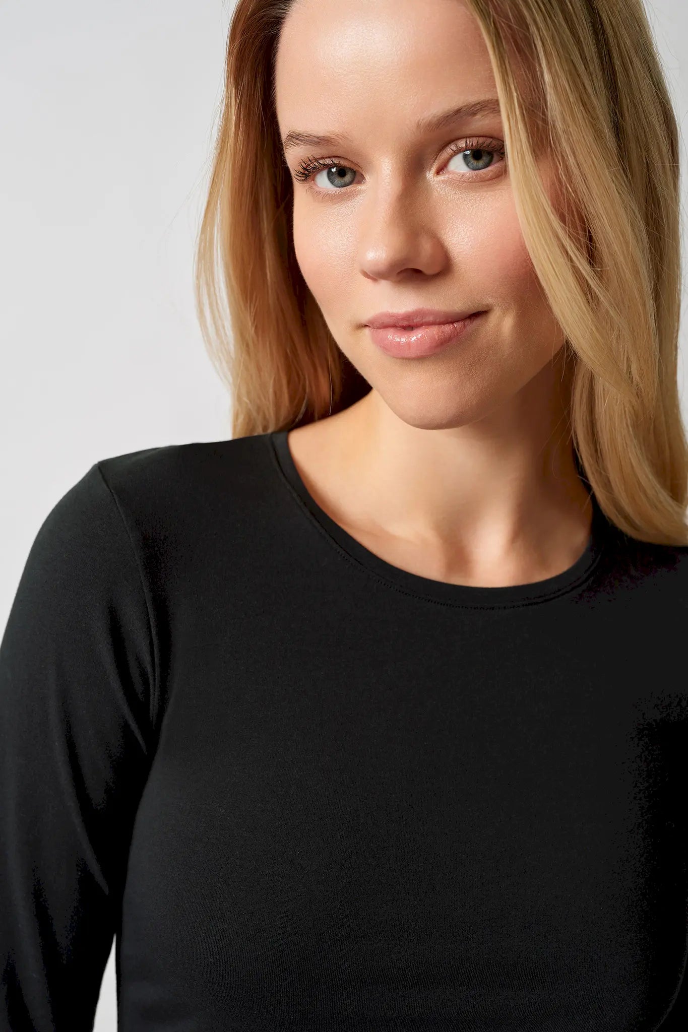Langarm Shirt aus der Alltagswäsche-Serie ADVANTAGE COTTON STRETCH von der Marke Skiny, Farbe: black, Detailansicht