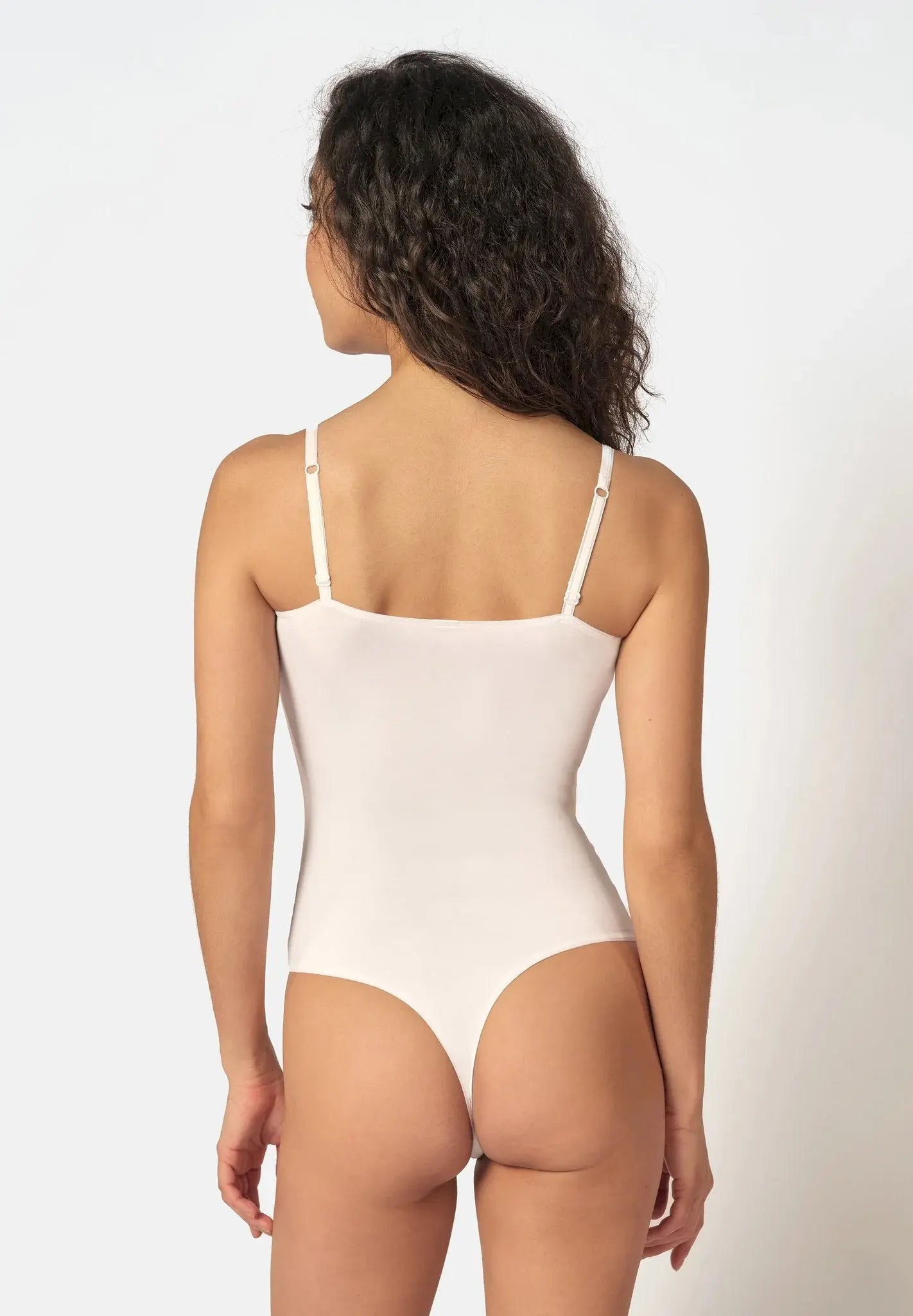 Stringbody aus der Basicunterwäsche-Serie COTTON BODIES von der Marke Skiny, Farbe: white, Rückansicht