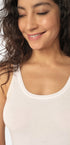 Tank Top aus der Damenunterwäsche-Serie COTTON ESSENTIALS von der Marke Skiny, Farbe: white, Detailansicht