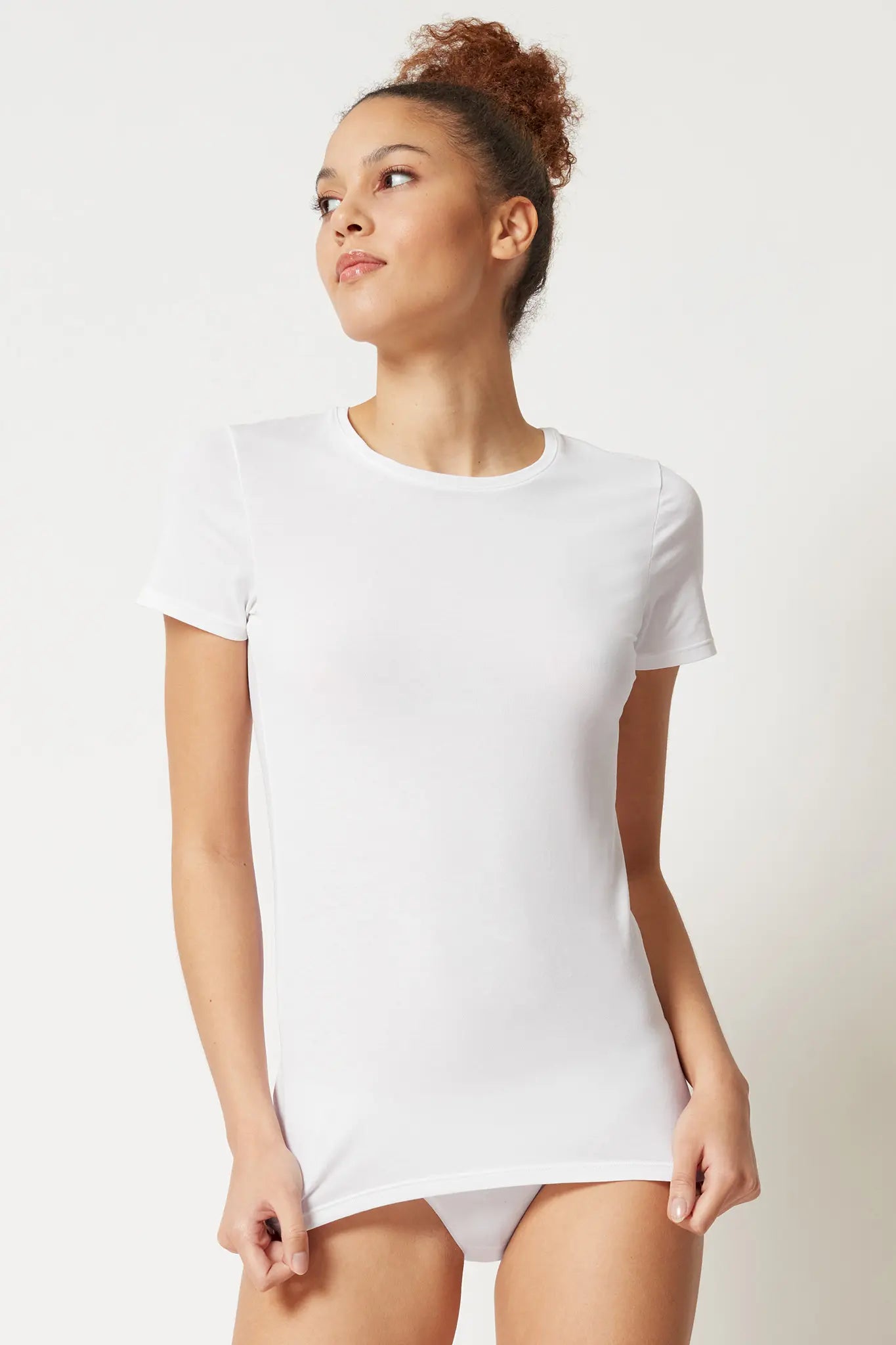 T-Shirt aus der Damenunterwäsche-Serie COTTON ESSENTIALS von der Marke Skiny, Farbe: white, Vorderansicht