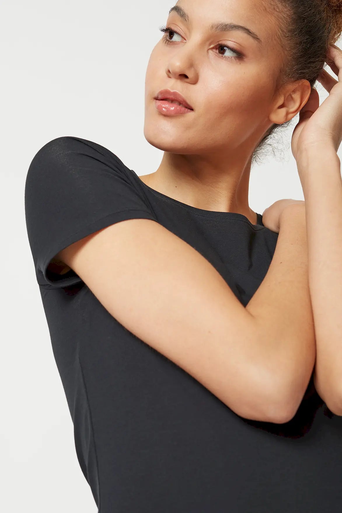 T-Shirt aus der Damenunterwäsche-Serie COTTON ESSENTIALS von der Marke Skiny, Farbe: black, Detailansicht