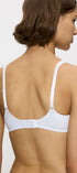 Bügel BH aus der Damenunterwäsche-Serie MODERN SOFT & COTTON von der Marke Triumph, Farbe: white, Rückansicht