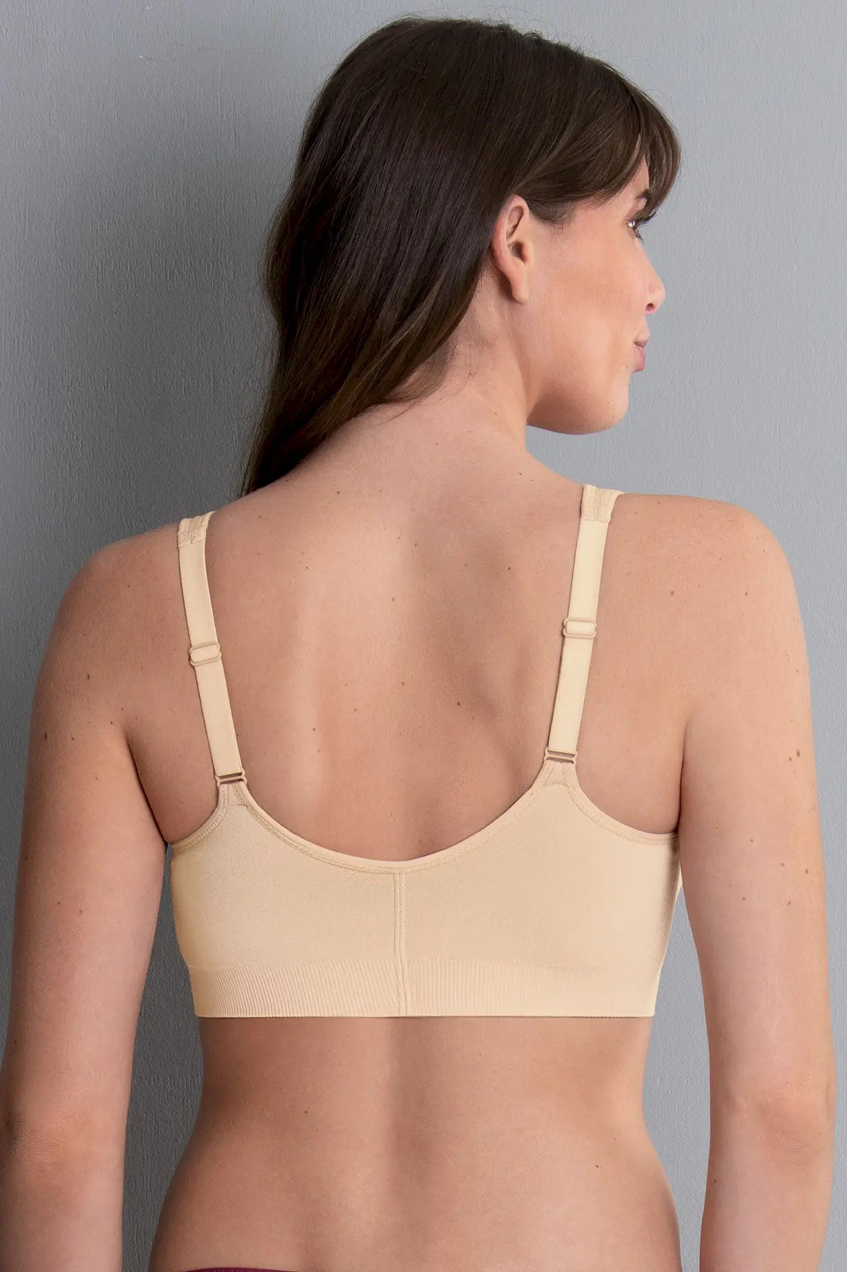 Erstversorgungs-Bustier aus der Prothesenunterwäsche-Serie LYNN von der Marke Anita, Farbe: dersert, Rückansicht