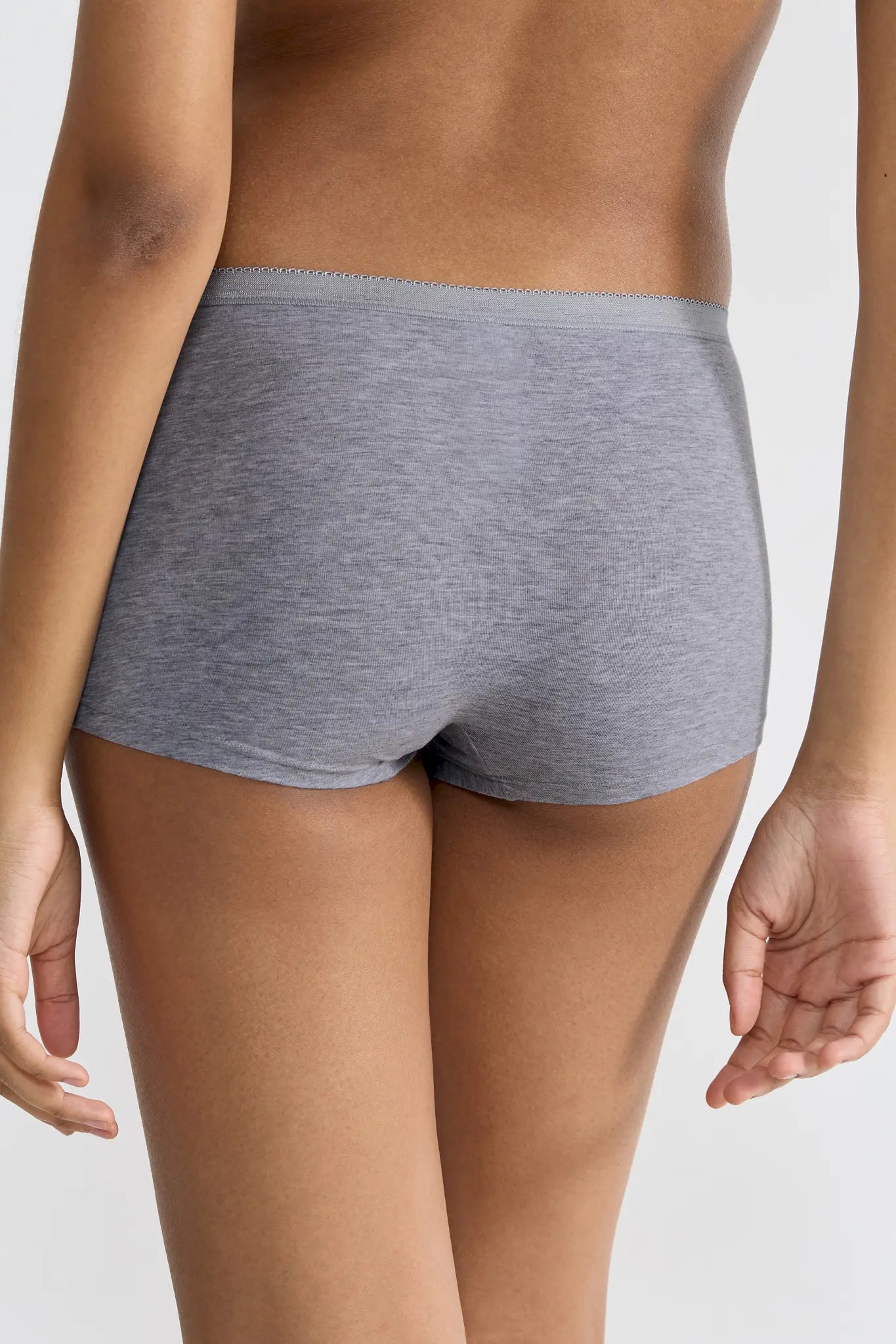 Short aus der Frauenunterwäsche-Serie BASIC+ von der Marke Sloggi, Farbe: grey combination, Rückansicht