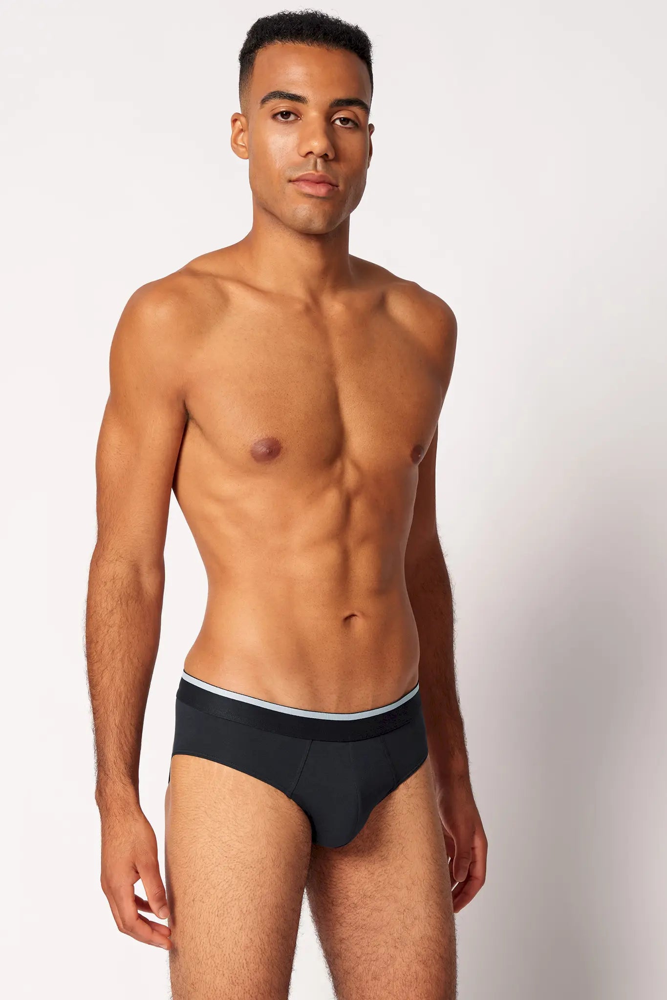 Brasil Slip im 3er Pack aus der Männerunterwäsche-Serie COTTON MULTIPACK von der Marke Skiny men, Farbe: oliveblueblack selection, Seitenansicht