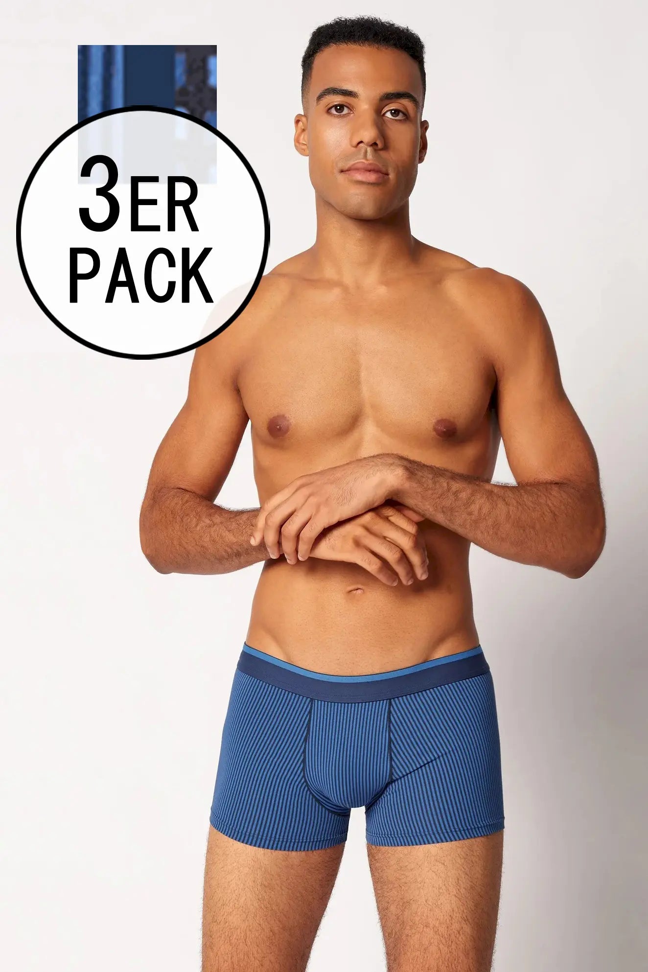 Pants im 3er Pack aus der Männerunterwäsche-Serie COTTON MULTIPACK von der Marke Skiny men, Farbe: blue multi selection, Vorderansicht