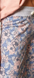 Schlafhose aus der Nachtwäsche-Serie NIGHT IN MIX & MATCH von der Marke Skiny, Farbe: melange flowers, Detailansicht