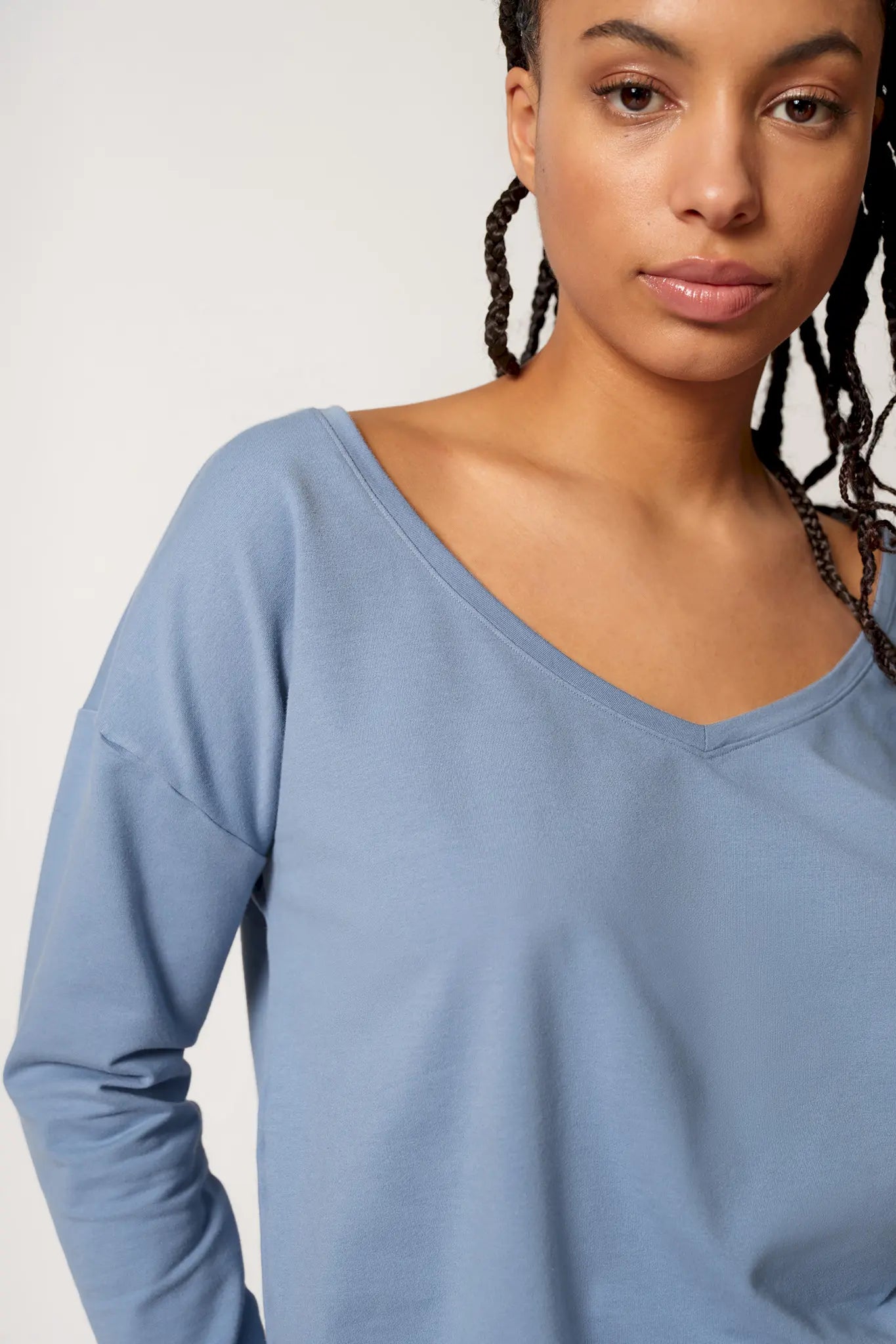 Langarm Shirt aus der Nachtwäsche-Serie NIGHT IN MIX & MATCH von der Marke Skiny, Farbe: faded denimblue, Detailansicht