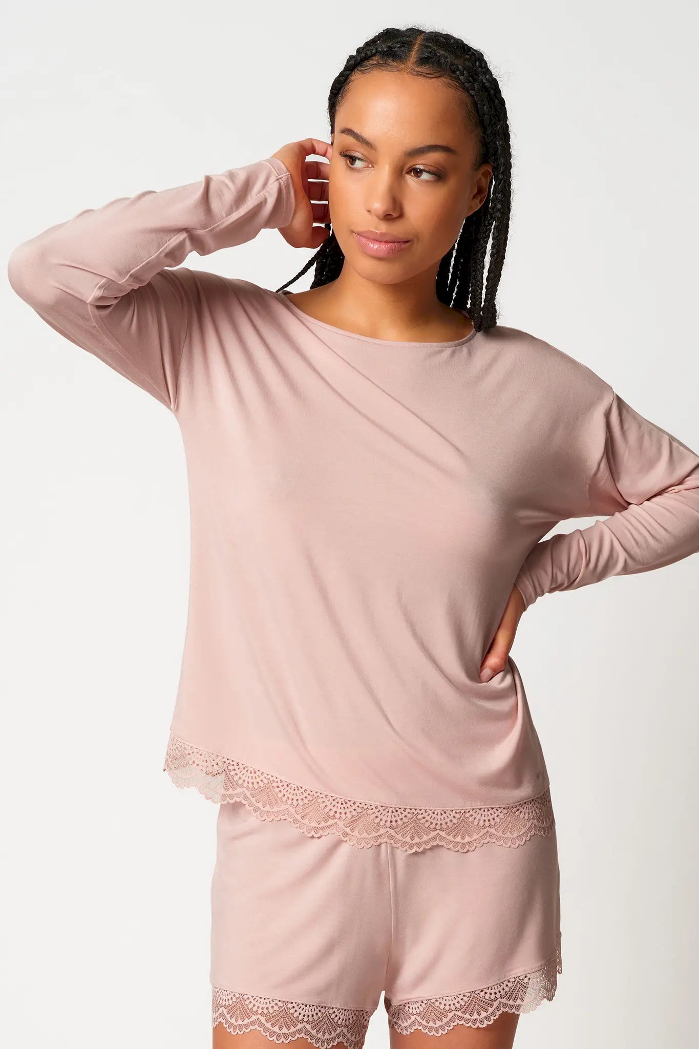 Schlafshirt langarm aus der Nachtwäsche-Serie NIGHT IN MIX & MATCH von der Marke Skiny, Farbe: rose smoke, Vorderansicht
