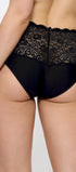 Maxi aus Spitze aus der Dessous-Serie AMOURETTE von der Marke Triumph, Farbe: black, Rückansicht