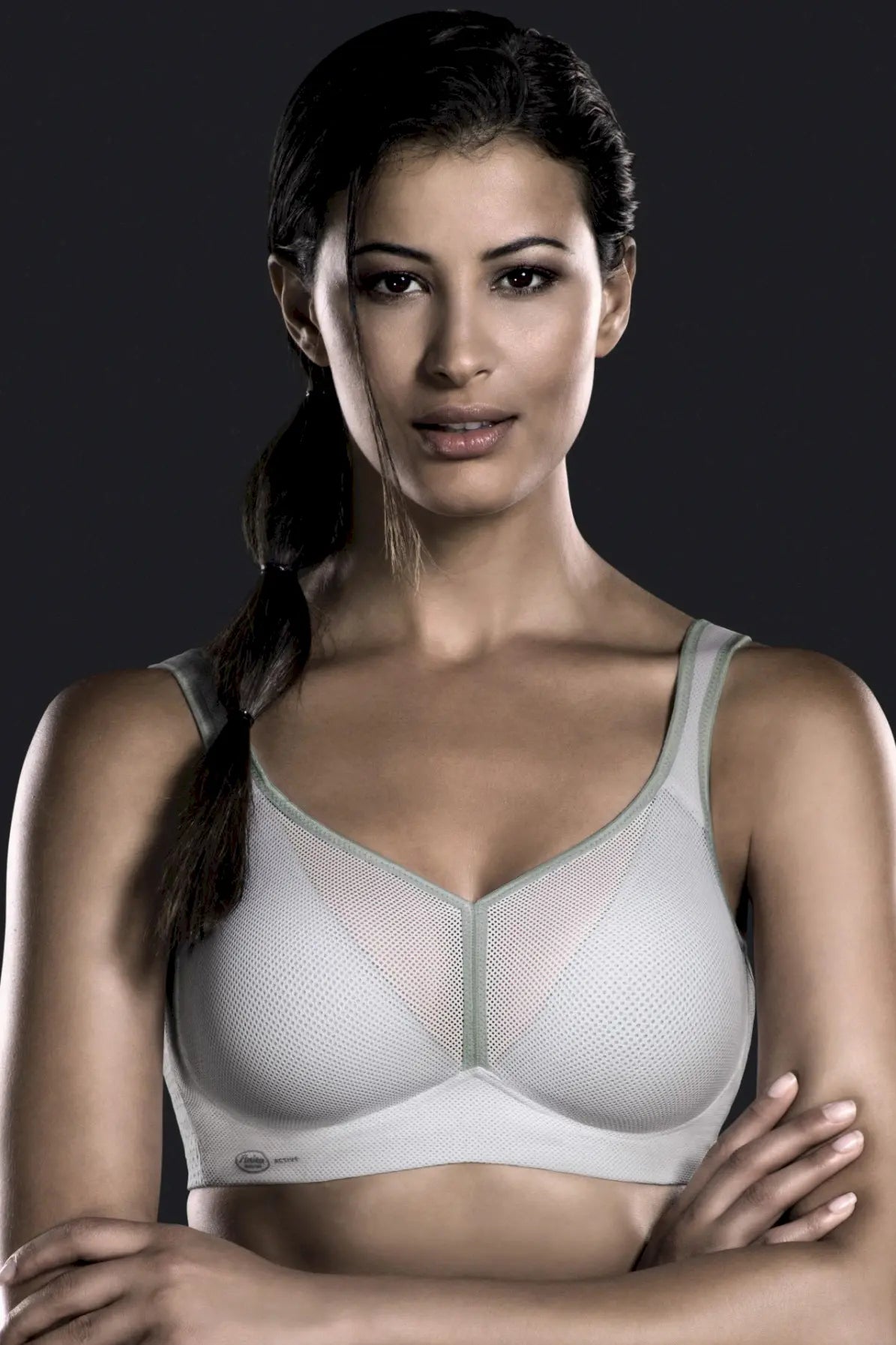 Sport BH aus der Sportwäsche-Serie AIR CONTROL DELTAPAD von der Marke Anita active, Farbe: weiss, Vorderansicht