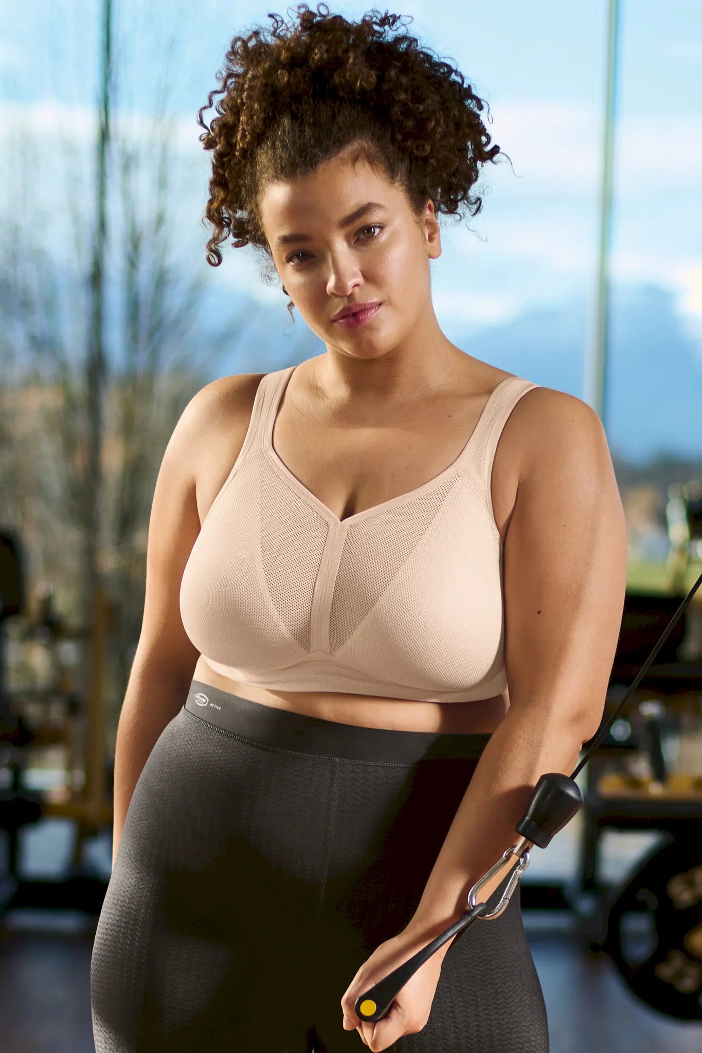 Sport BH aus der Sportwäsche-Serie AIR CONTROL DELTAPAD von der Marke Anita active, Farbe: smart rose, Vorderansicht