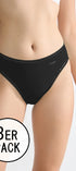 High Leg Slip aus der Unterwäsche-Serie GO CRUSH von der Marke Sloggi, Farbe: black, Vorderansicht