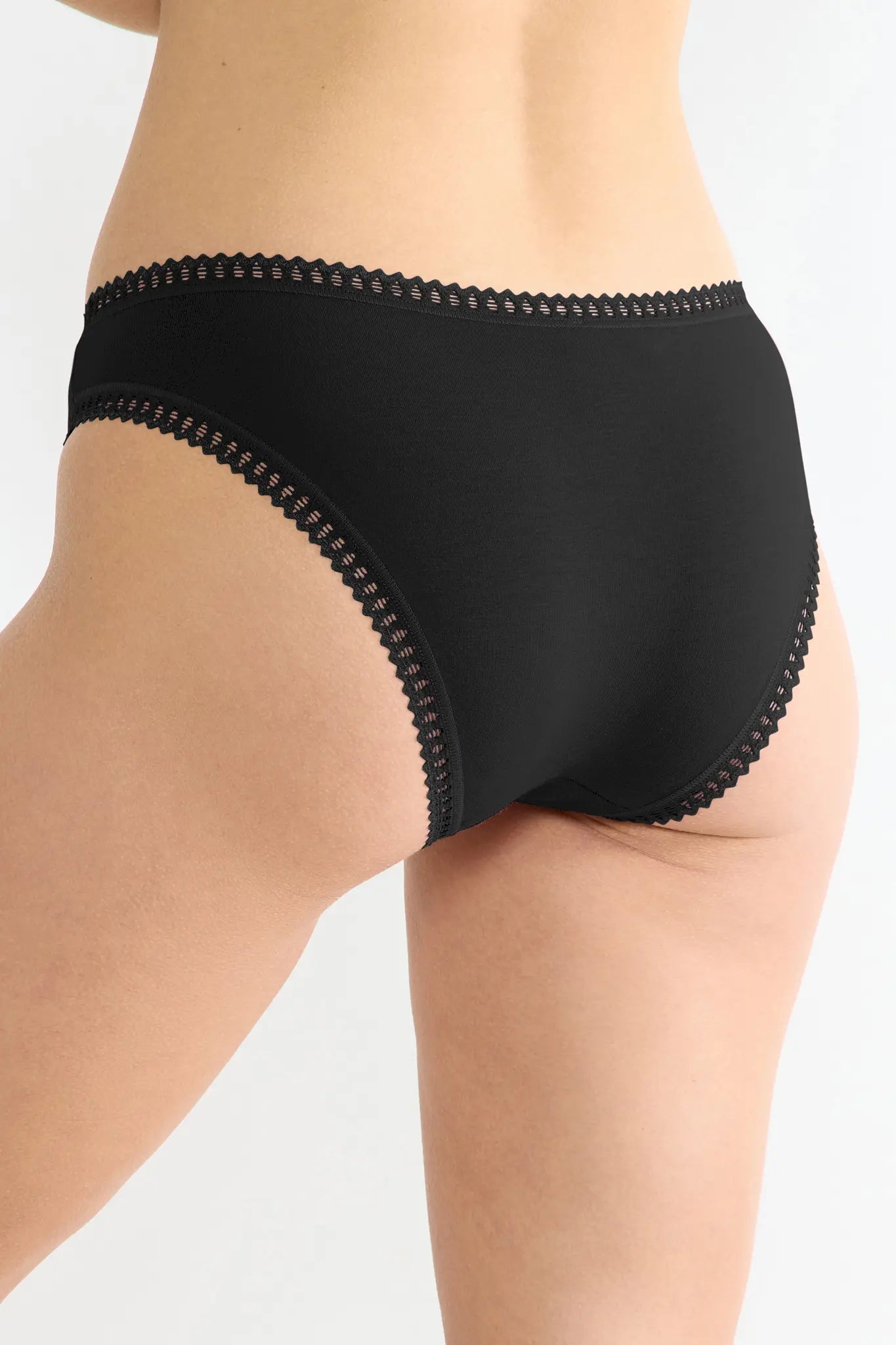 Mini Slip aus der Unterwäsche-Serie GO CRUSH von der Marke Sloggi, Farbe: black, Rückansicht