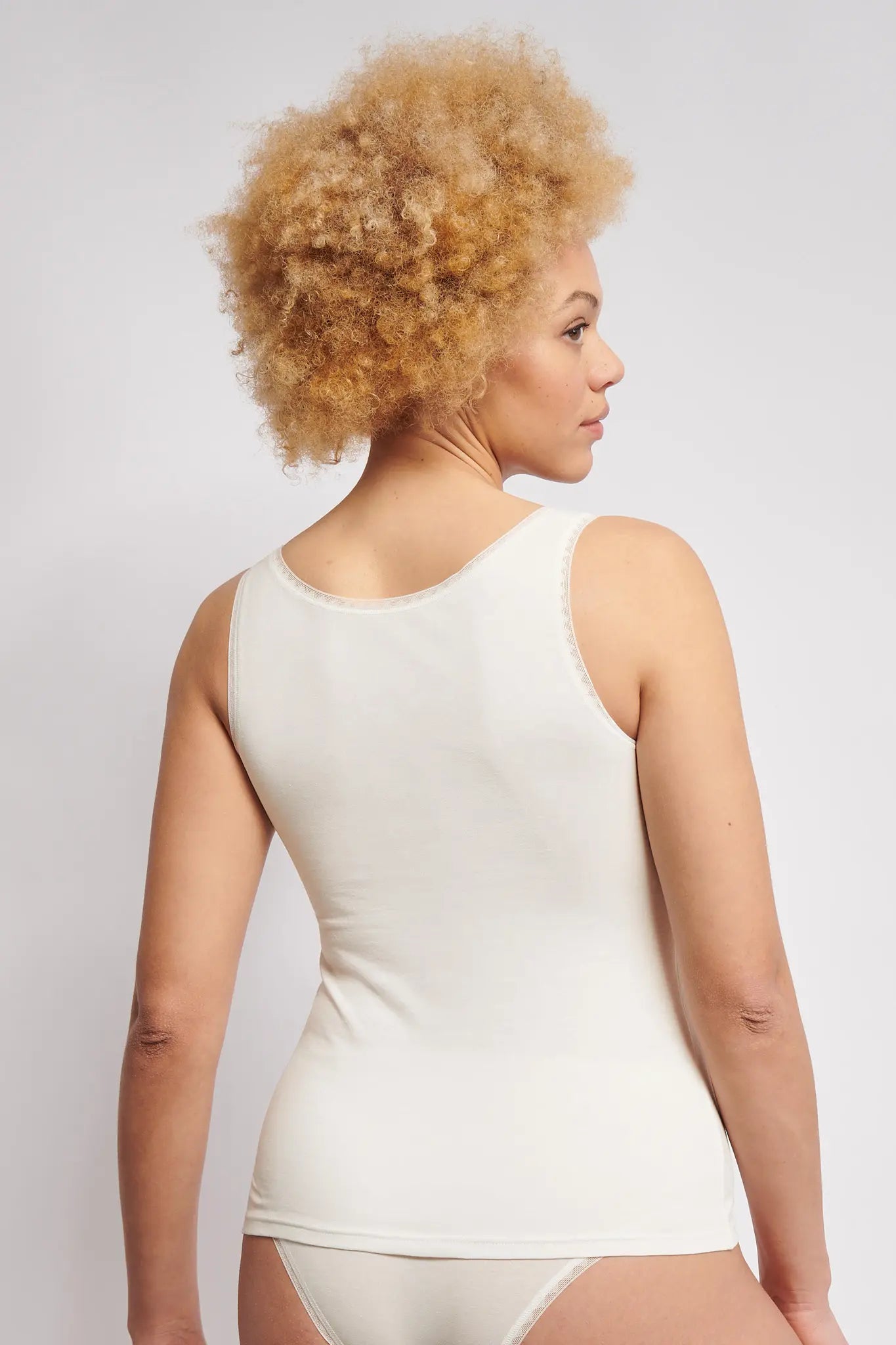 Tank Top im 2er Pack aus der Unterwäsche-Serie GO von der Marke Sloggi, Farbe: silk white, Rückansicht
