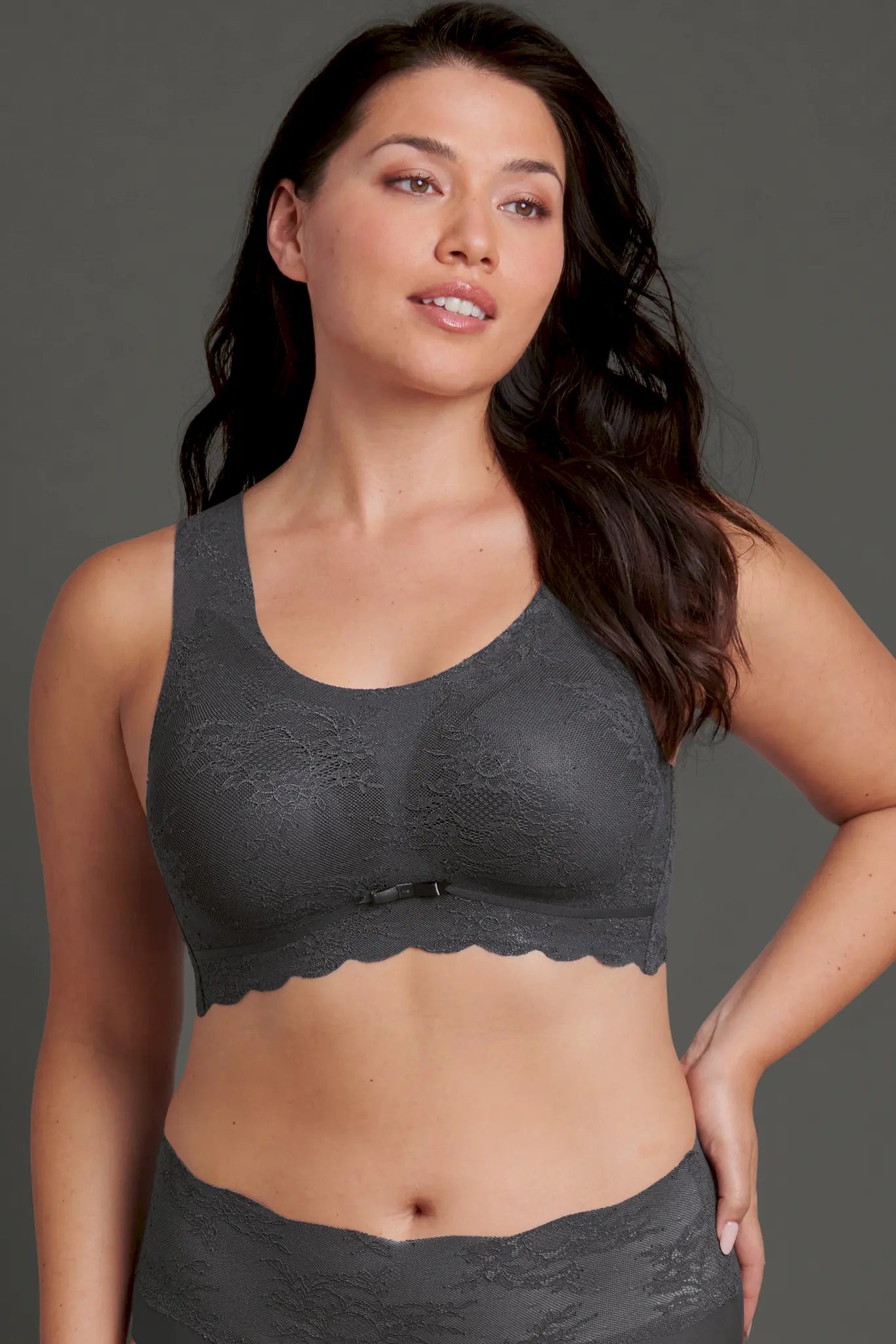 Bralette aus der Wäsche-Serie ESSENTIALS LACE von der Marke Anita, Farbe: anthrazit, Vorderansicht