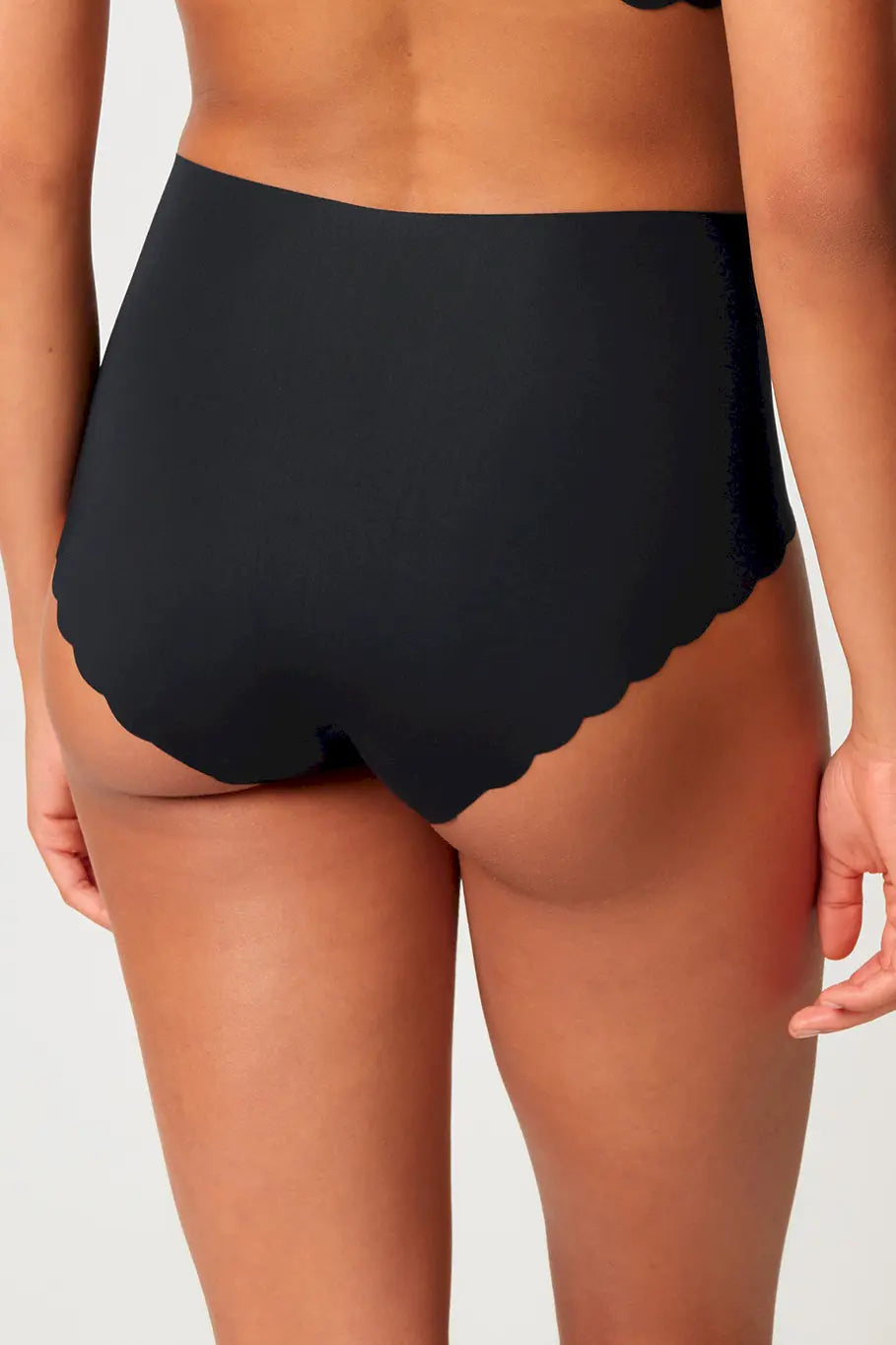 High Waist Slip aus der Wäsche-Serie SENSATION von der Marke Skiny, Farbe: black, Rückansicht