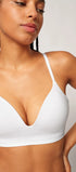 Triangel BH gepaddet aus der Wohlfühlwäsche-Serie SMARTOUCH von der Marke Skiny, Farbe: white, Detailansicht