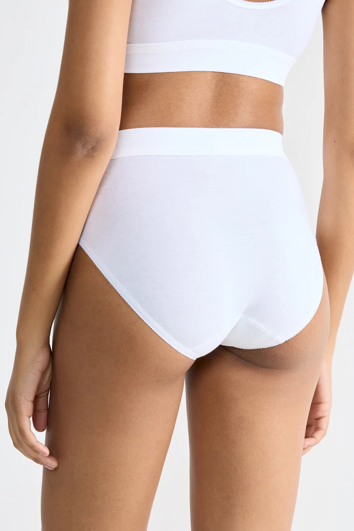 Tai Slip aus der Wohlfühlwäsche-Serie DOUBLE COMFORT von der Marke Sloggi, Farbe: white, Rückansicht