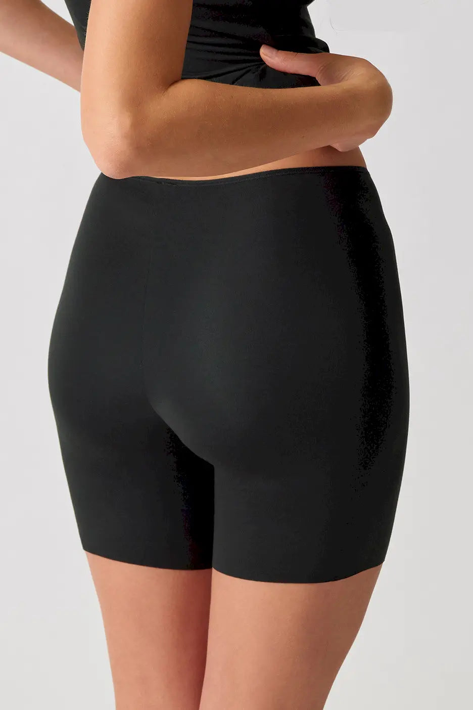 Biker aus der nahtlosen Unterwäsche-Serie ADVANTAGE MODAL INVISIBLE von der Marke Skiny, Farbe: black, Rückansicht
