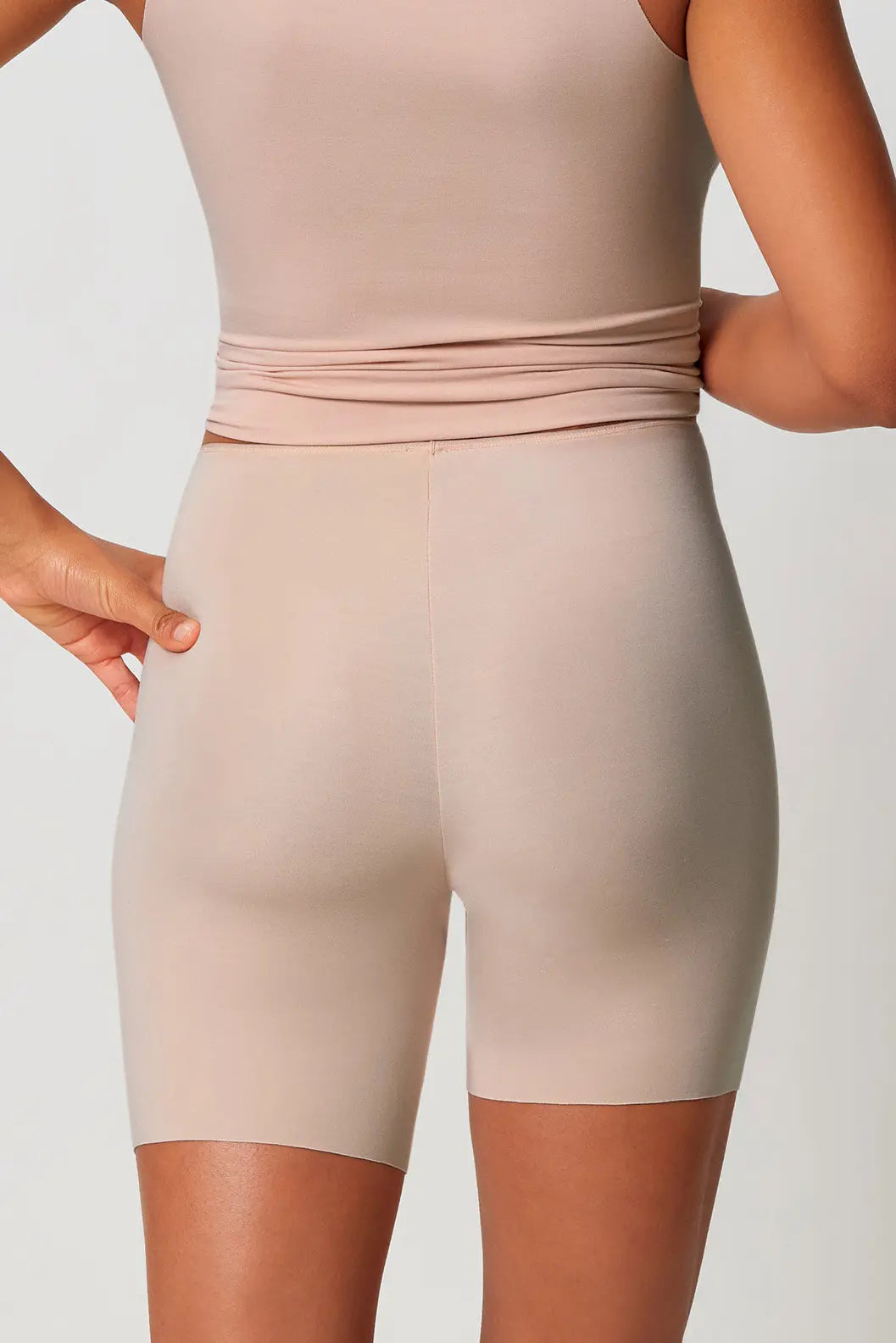 Biker aus der nahtlosen Unterwäsche-Serie ADVANTAGE MODAL INVISIBLE von der Marke Skiny, Farbe: beige, Rückansicht