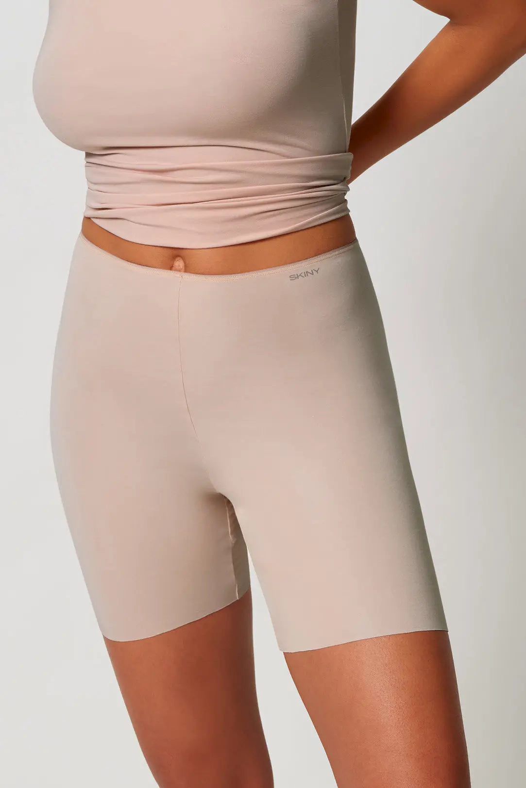 Biker aus der nahtlosen Unterwäsche-Serie ADVANTAGE MODAL INVISIBLE von der Marke Skiny, Farbe: beige, Vorderansicht