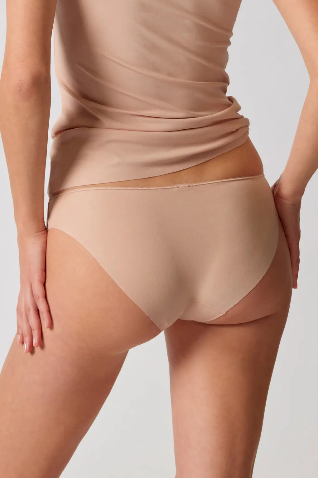 Rio Slip aus der nahtlosen Unterwäsche-Serie ADVANTAGE MODAL INVISIBLE von der Marke Skiny, Farbe: beige, Rückansicht