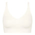 Romantischer Bralette aus der Bodywear-Serie ZERO FEEL BLISS von der Marke Sloggi, Farbe: silk white, Produktfoto