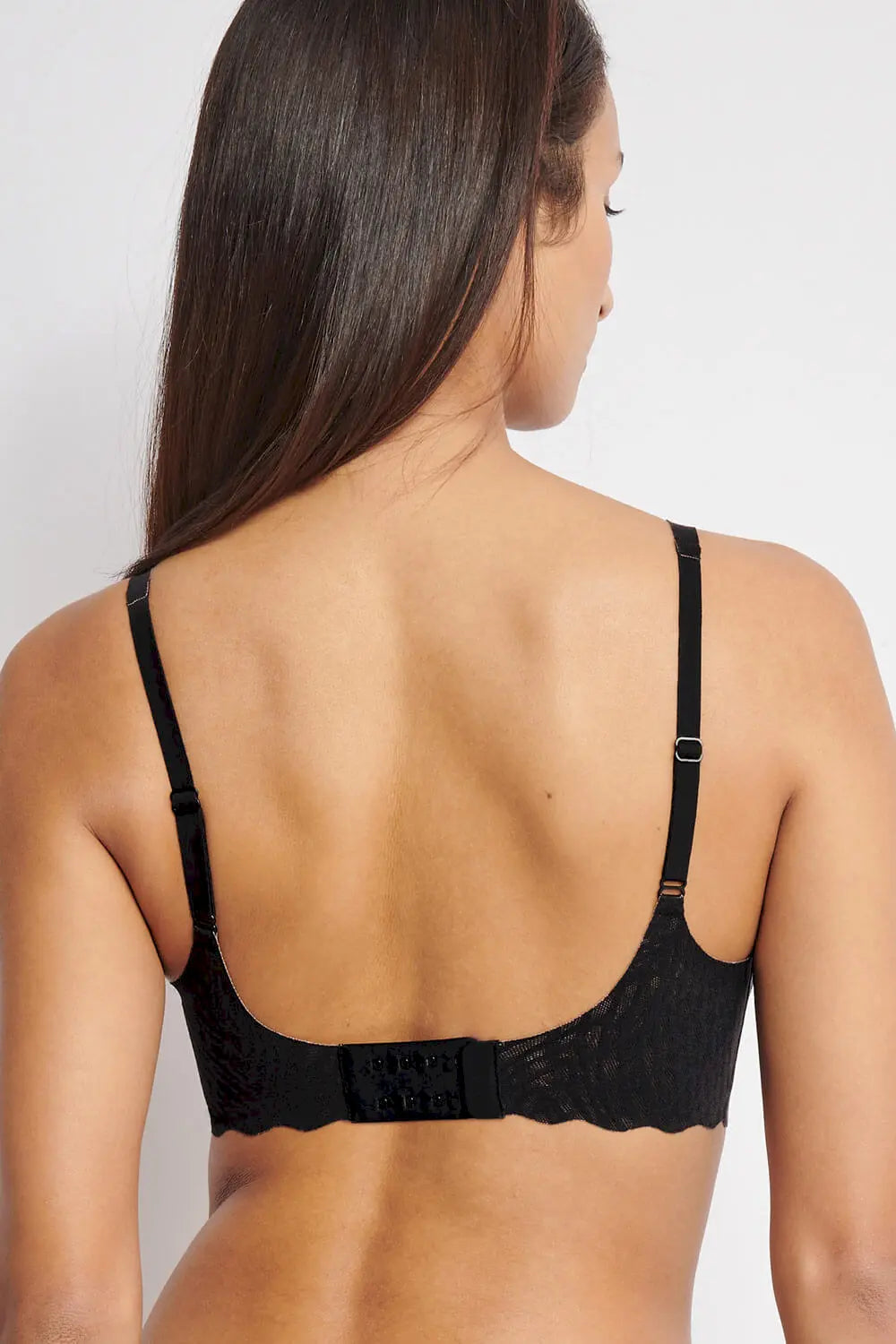 Soft BH aus der romantischen Bodywear-Serie ZERO FEEL BLISS von der Marke Sloggi, Farbe: black, Rückansicht