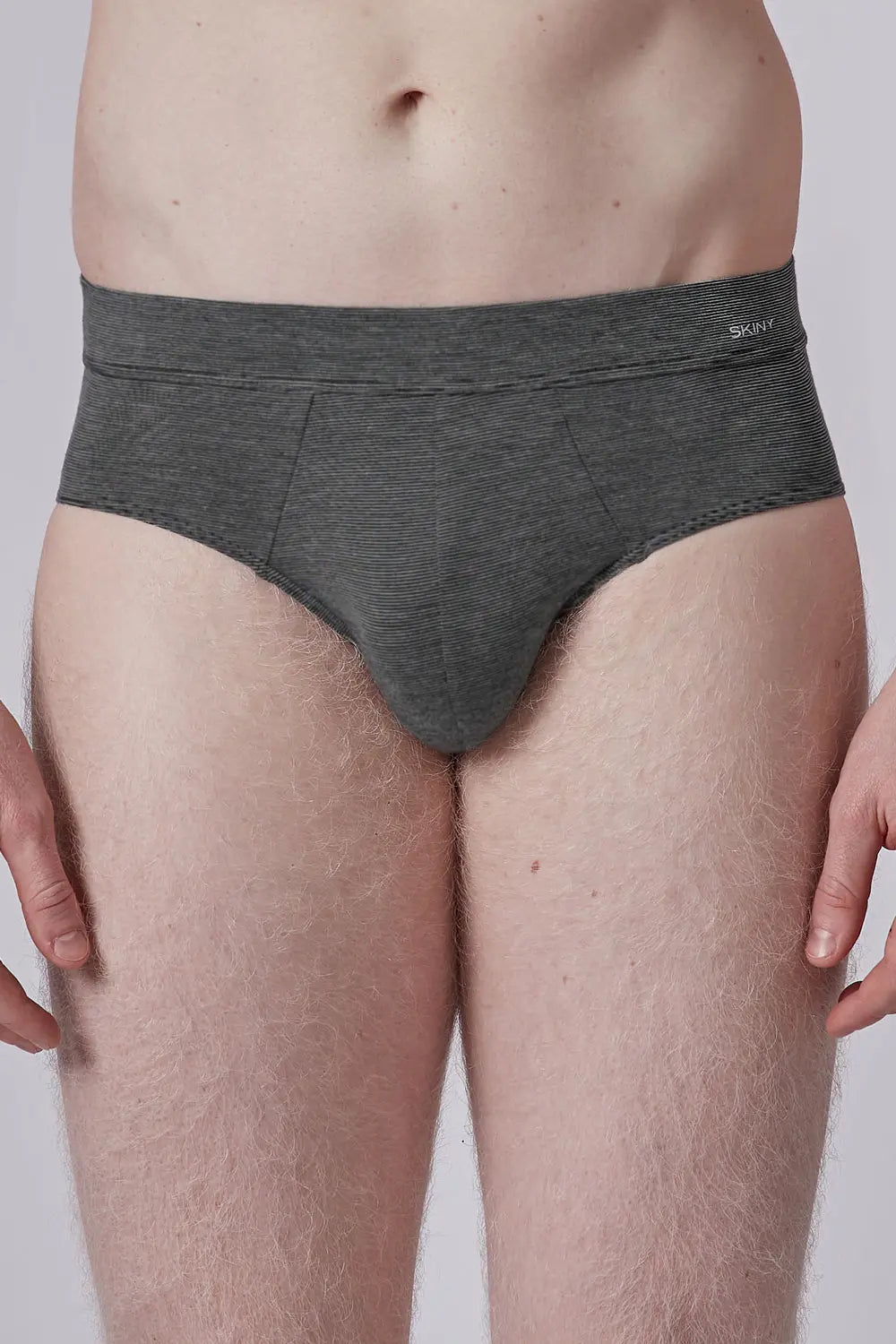 Brasil Slip aus der Unterwäsche-Serie COOLING DELUXE von der Marke Skiny men, Farbe: black stripes,Vorderansicht