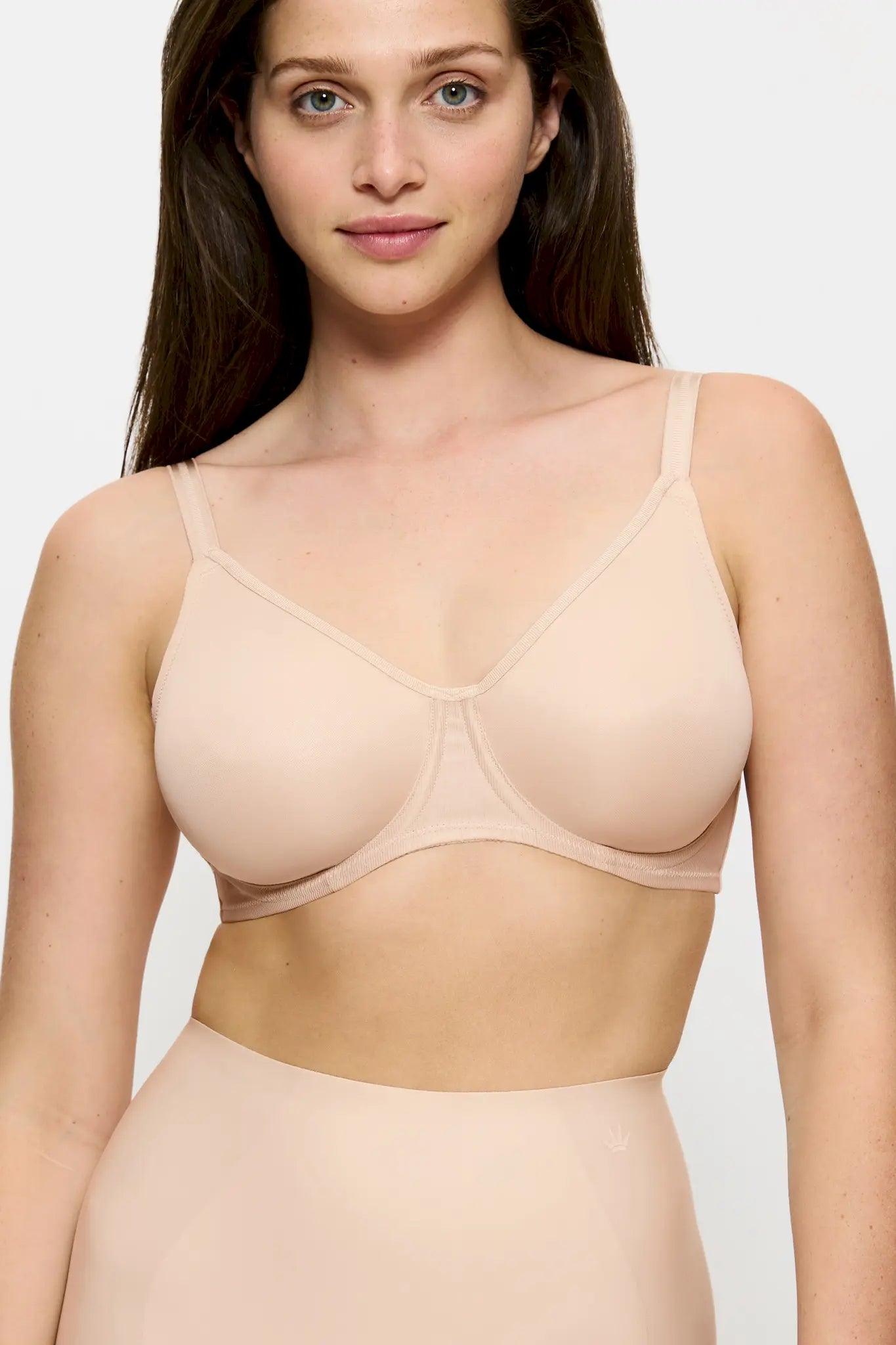 Minimizer BH aus der Unterwäsche-Serie URBAN MINIMIZER von der Marke Triumph, Farbe: nude beige, Vorderansicht