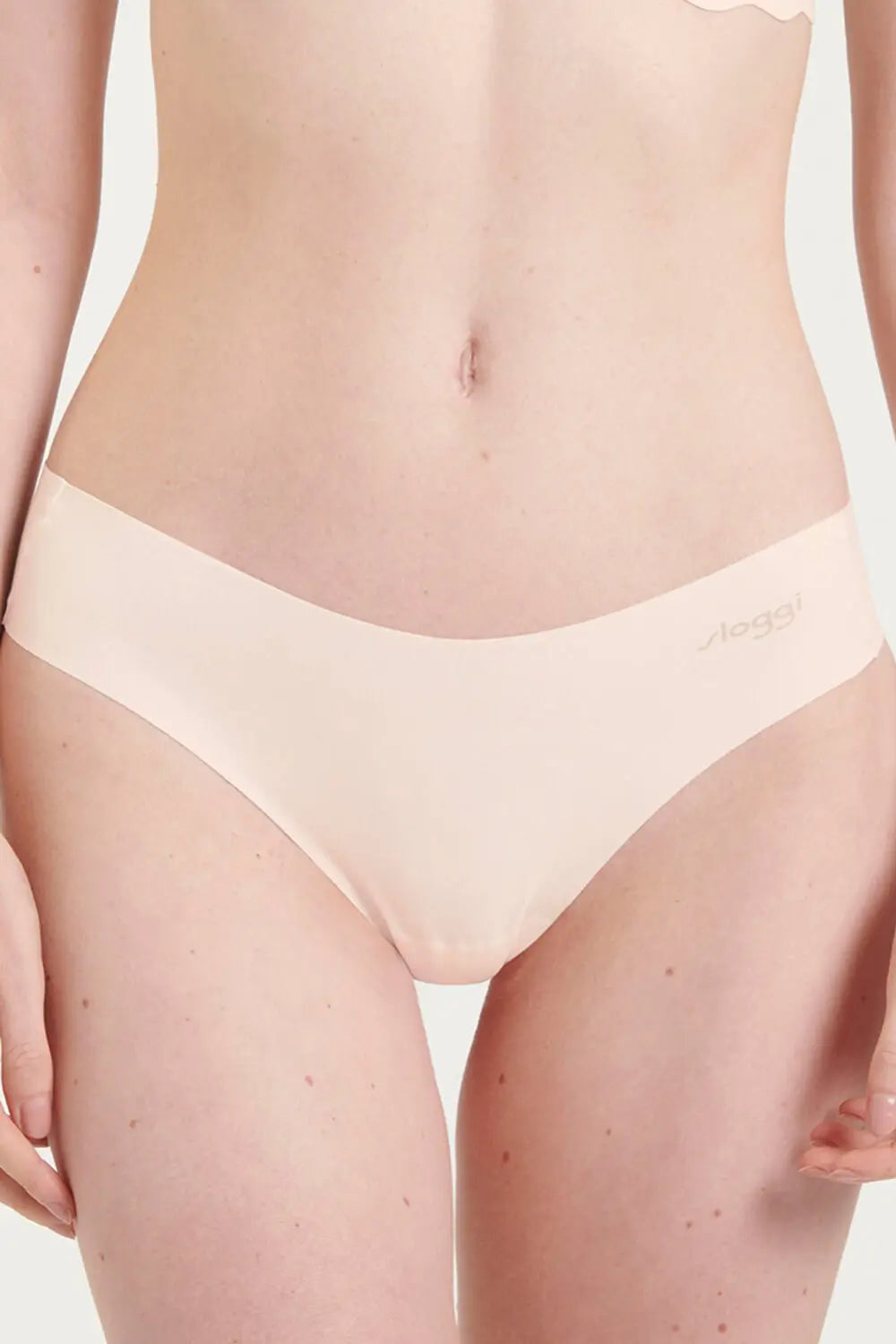 Hipstring im 2er Pack aus der Unterwäsche-Serie ZERO MODAL 2.0von der Marke Sloggi, Farbe: angora, Vorderansicht