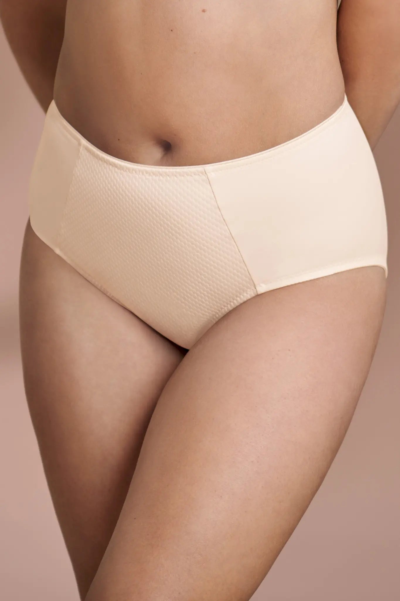 Taillenslip+ aus der Unterwäsche-Serie LENI von der Marke Anita, Farbe: smart rose, Seitenansicht